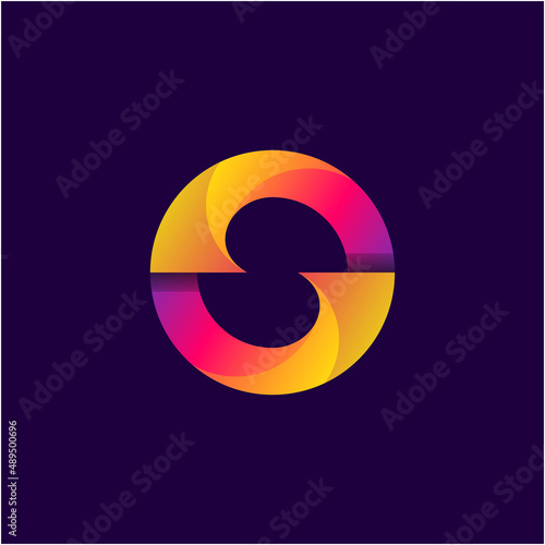 Shape letter O gradient Logo Template