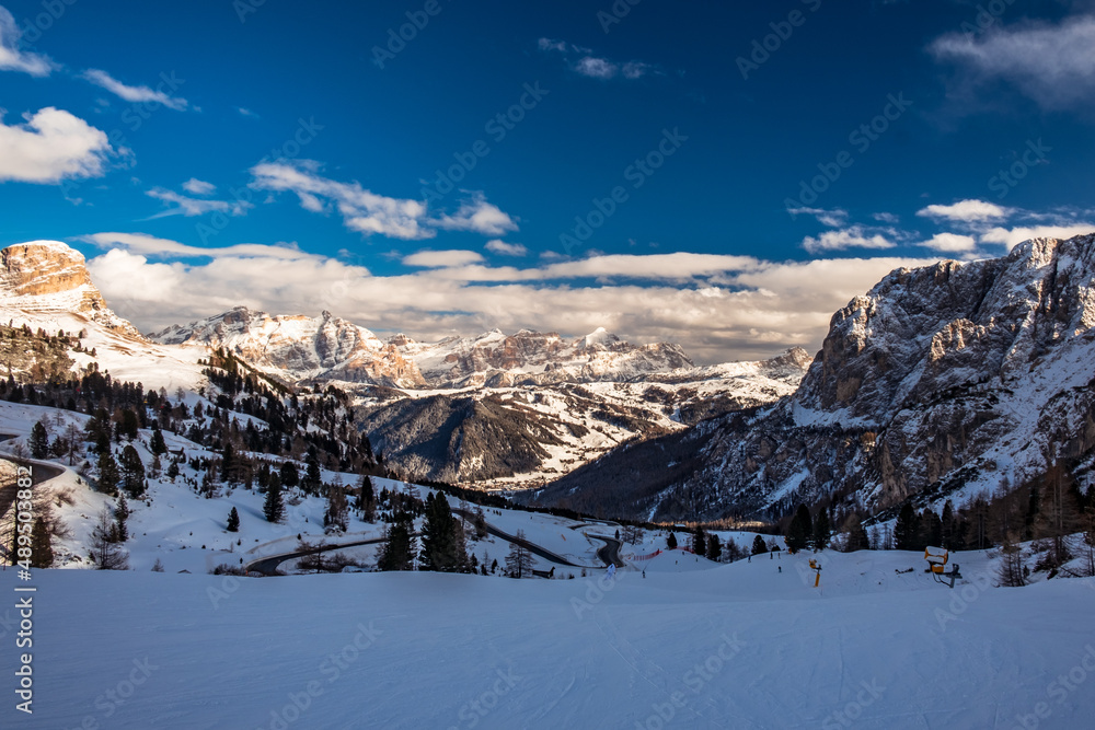 Fototapeta premium Winter sunset in the italian alps