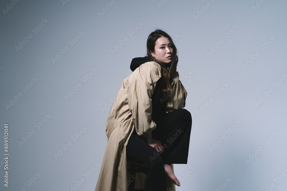 クールな女性ポートレート クールな女性ポートレート