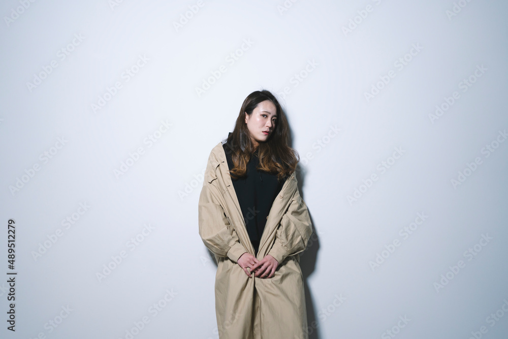 クールな女性ポートレート クールな女性ポートレート