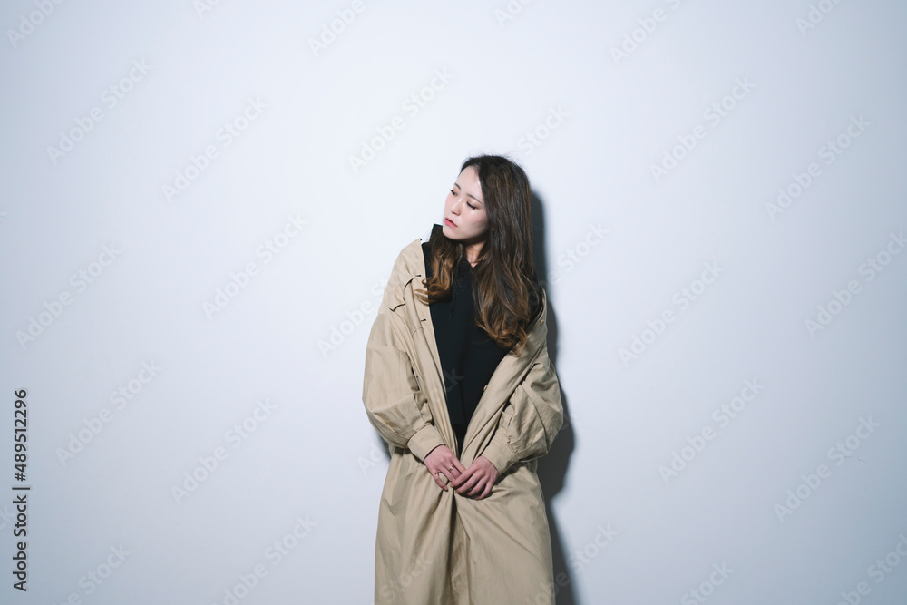 クールな女性ポートレート クールな女性ポートレート