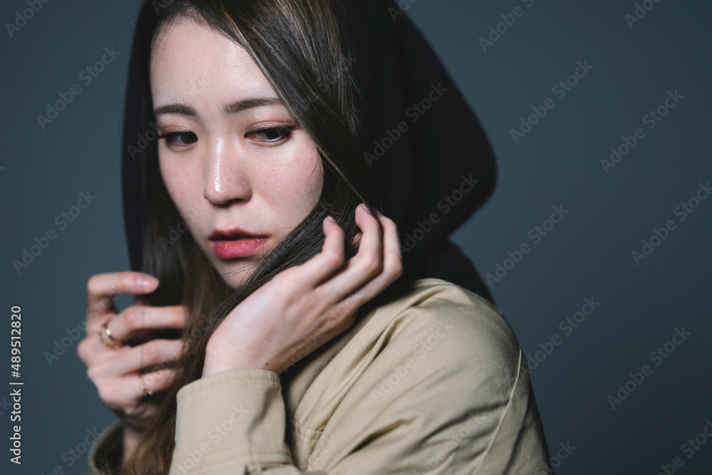 クールな女性 クールな女性