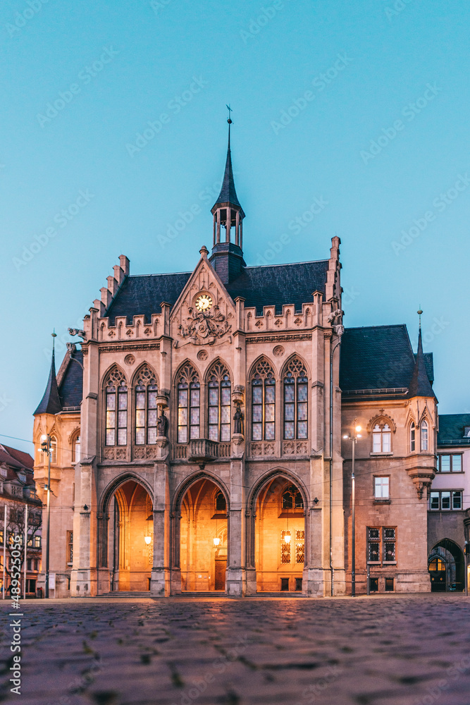 Fototapeta premium Rathaus in Erfurt