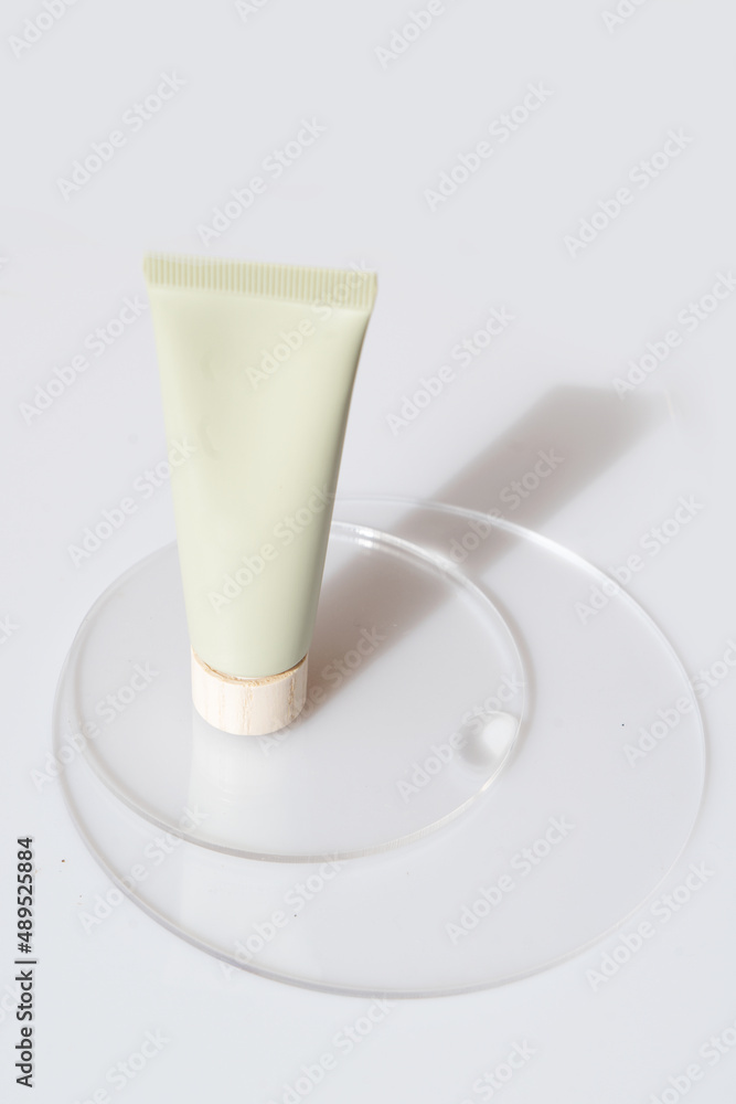 Glass petri dish with transparent pure serum for skin care Glass petri dish with transparent pure serum for skin care