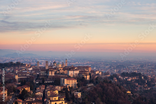 panorama of the city of Bergamo at sunset © Francesca Emer