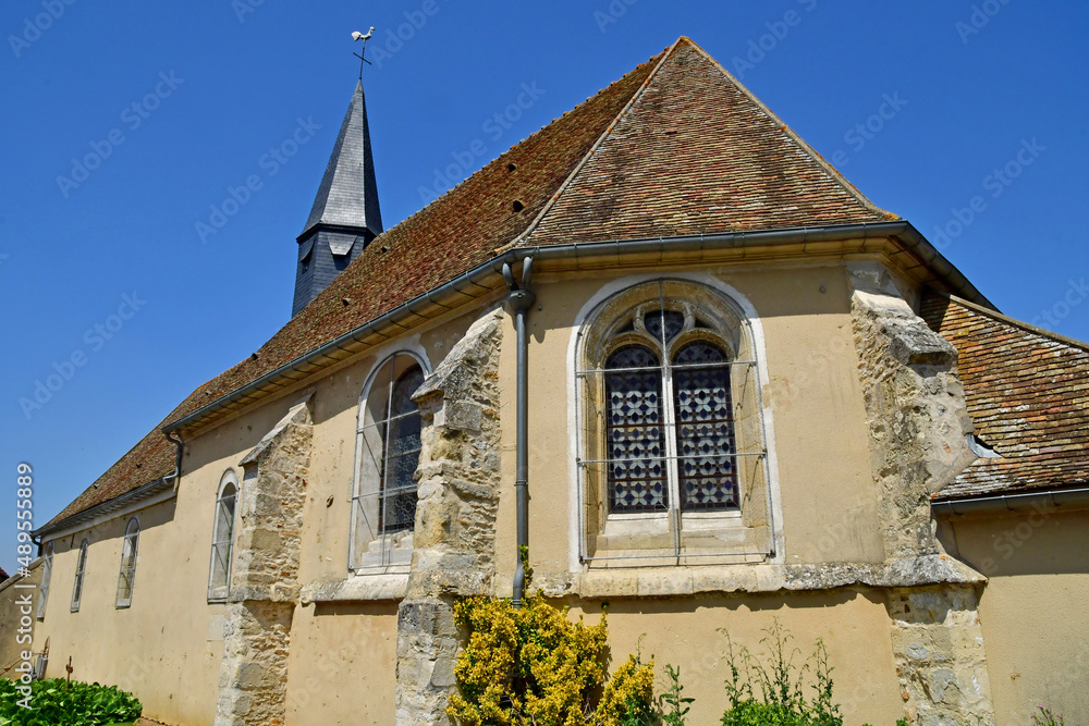 Villiers le Mahieux; France - july 20 2021 : picturesque village