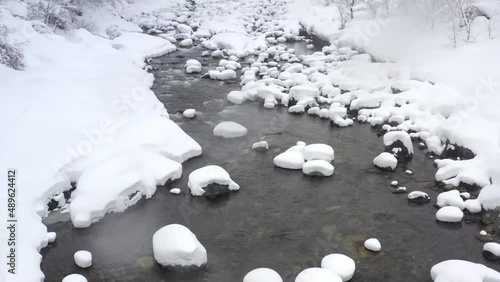 富山の千垣橋の雪風景