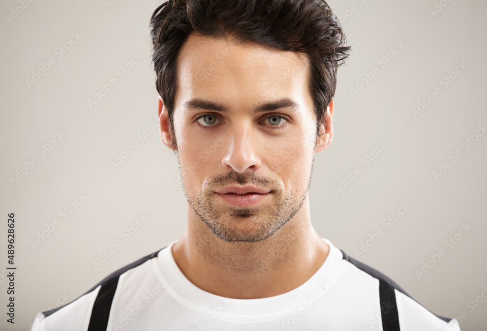 Fototapeta premium Focused on getting fit. Portrait of a handsome young man.