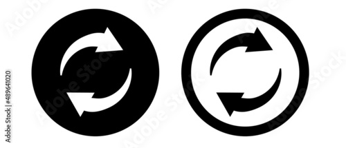 Synchronization and refreshment. Recycle mark icon set. Vectors.