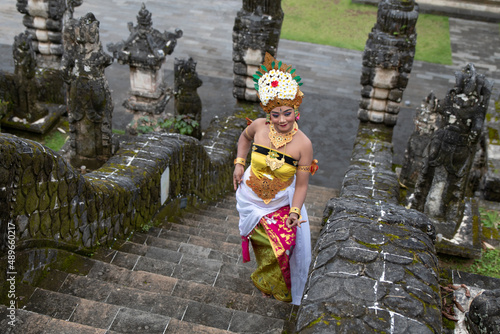 Portrait Balinese women wearing traditional dance costume in Bali temple © Ace Mason