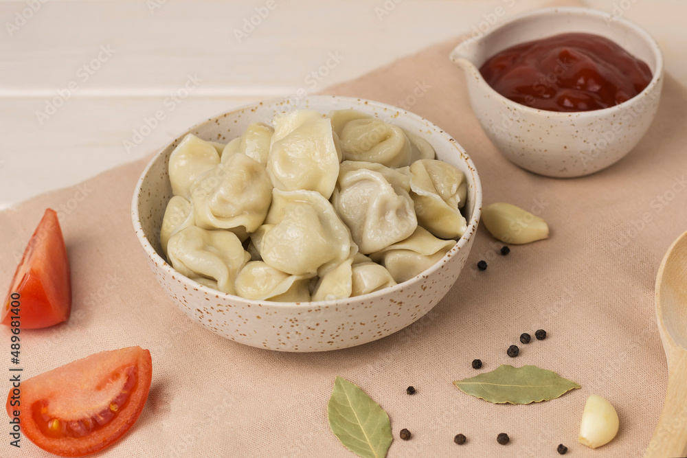 traditional russian pelmeni ravioli on table traditional russian pelmeni ravioli on table