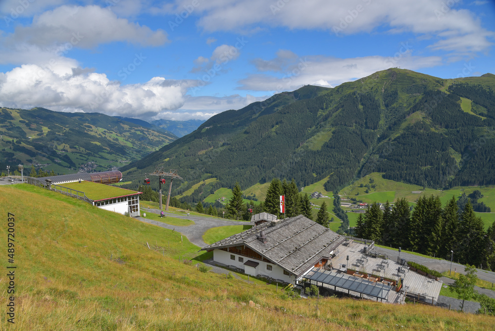 Wieseralm am Berg Kodok bei Hinterglemm in Österreich