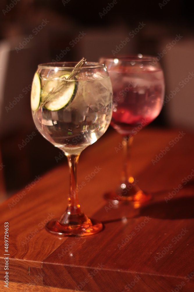 gins gins
