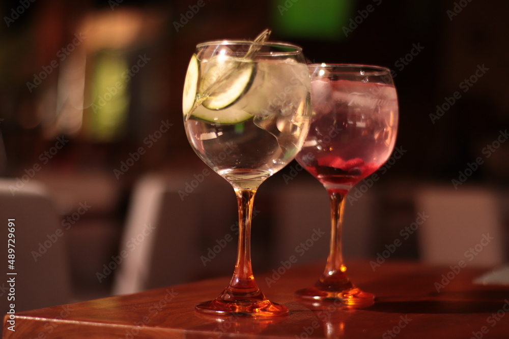 gins gins