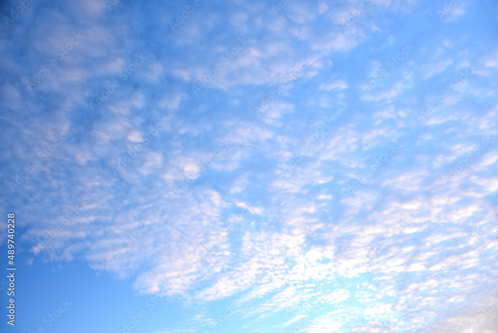 Chmury cirrus o zachodzie słońa Chmury cirrus o zachodzie słońa