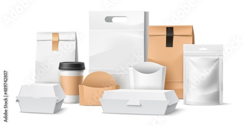 Realistic takeaway restaurant food packaging. Disposable 3D containers. Bags and boxes. Fast meal delivery package. Coffee cup and ziplock sachet. Blank packs mockup. Vector concept