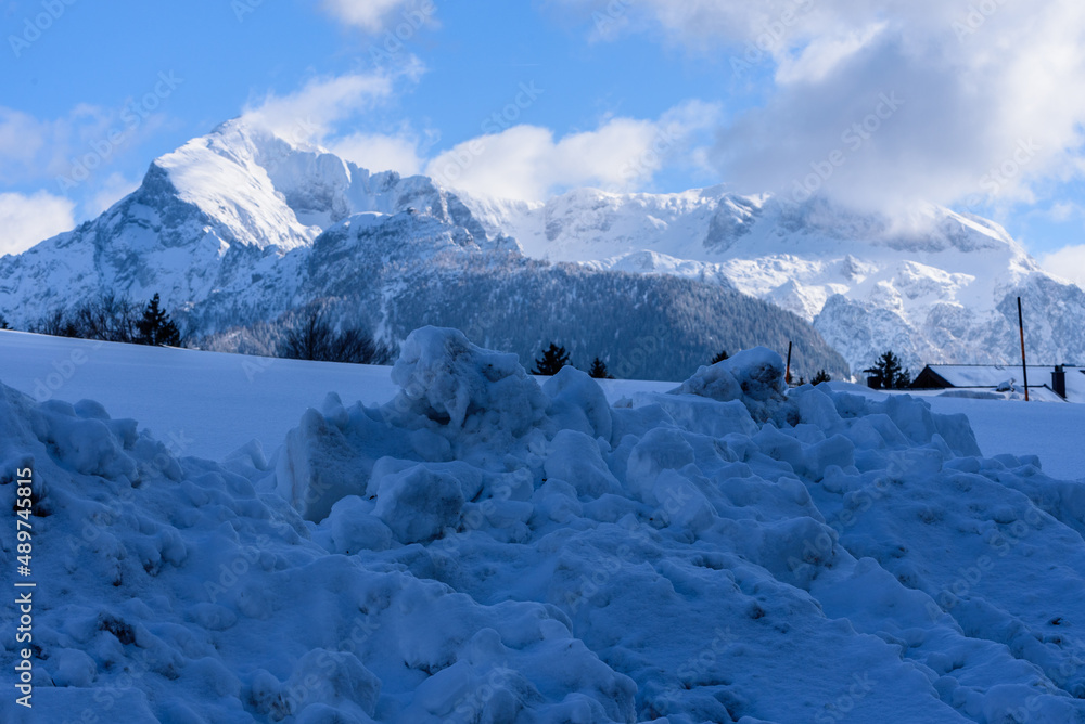 Hoher Göll im Winter in Berchdesgaden mit Schnee, Blick von Maria Gern