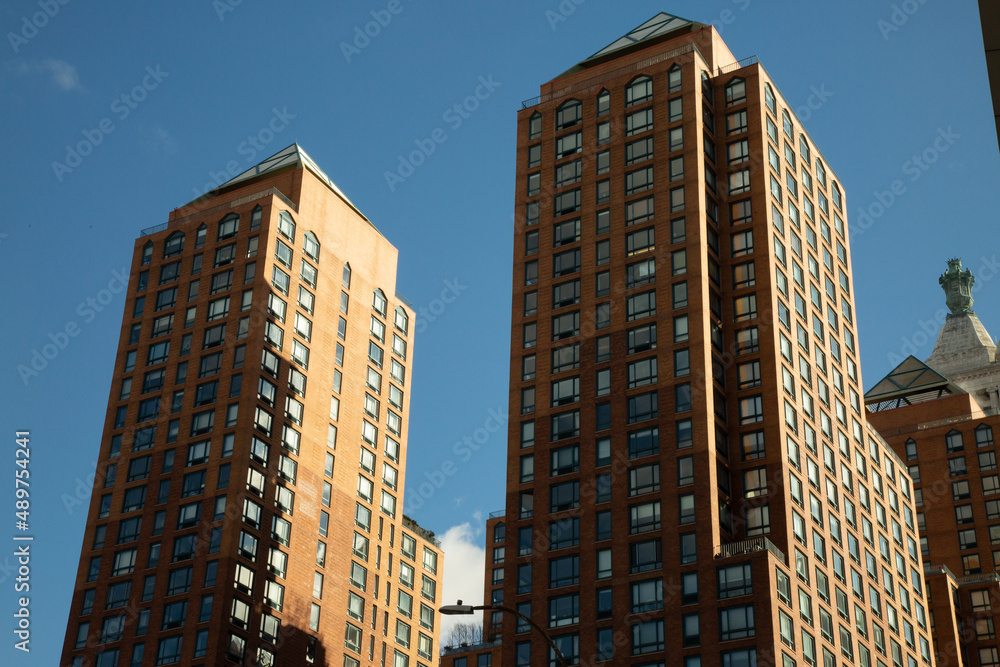 building in new york city building in new york city