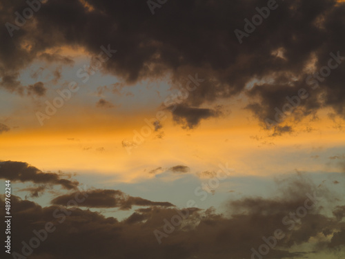 Sunset skies with storm clouds © Carlos Glez.