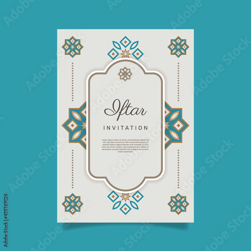 Flat iftar party invitation. - Vector.