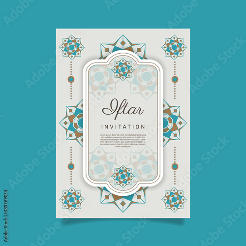 Flat iftar party invitation. - Vector.
