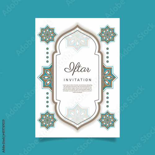 Flat iftar party invitation. - Vector.