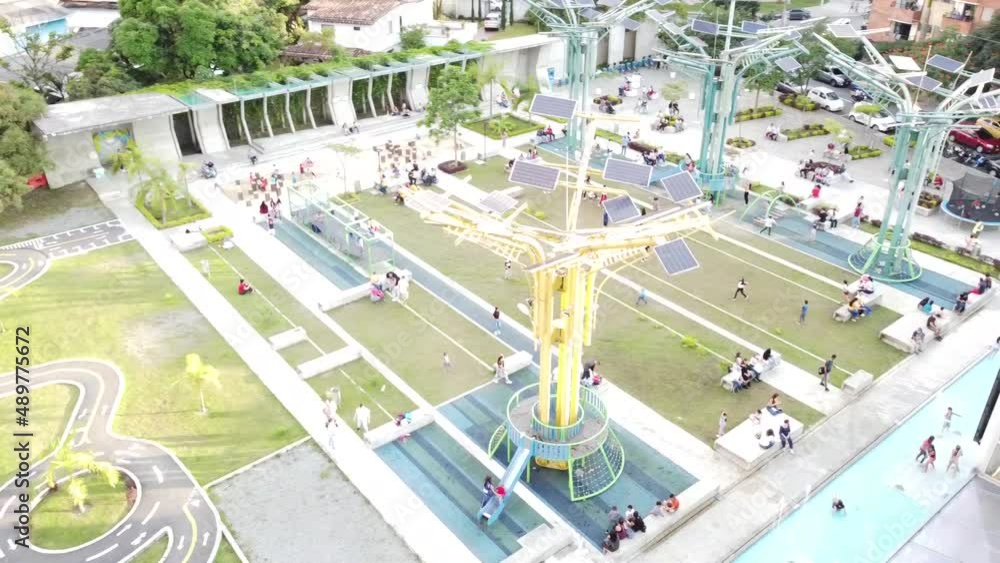 Parque de diversiones desde el aire