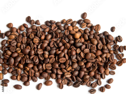  Coffee texture.Roasted coffee beans on a white background.