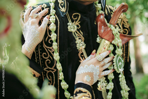
wedding accessories in indonesia