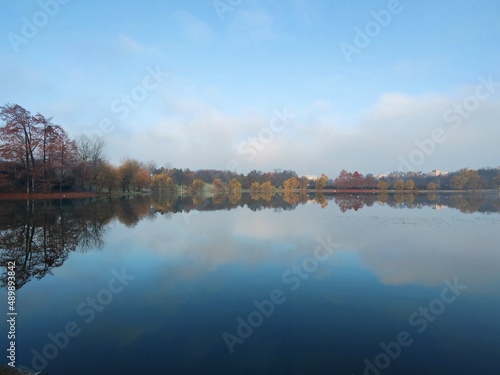 Misty morning on the lake - autumn morning © dianacoman