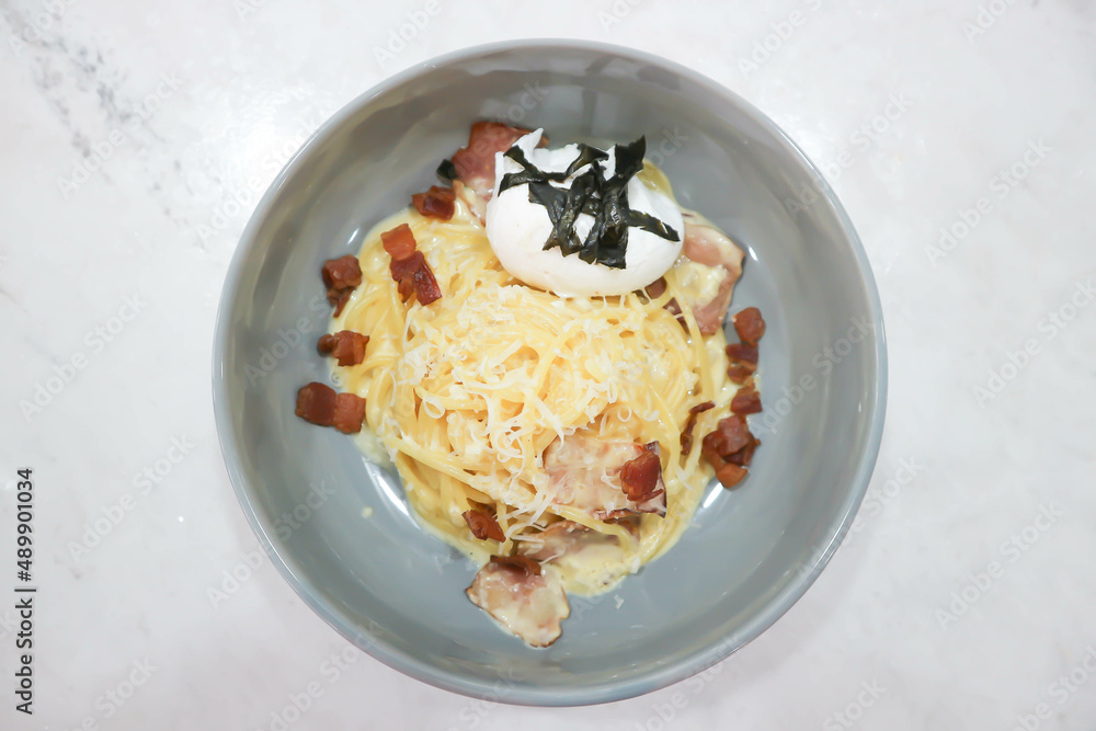 spaghetti or spaghetti carbonara, pasta carbonara. spaghetti or spaghetti carbonara, pasta carbonara.