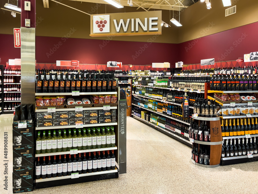 PORT CHARLOTTE FLORIDA FEBRUARY 28 2022 Wine sign above