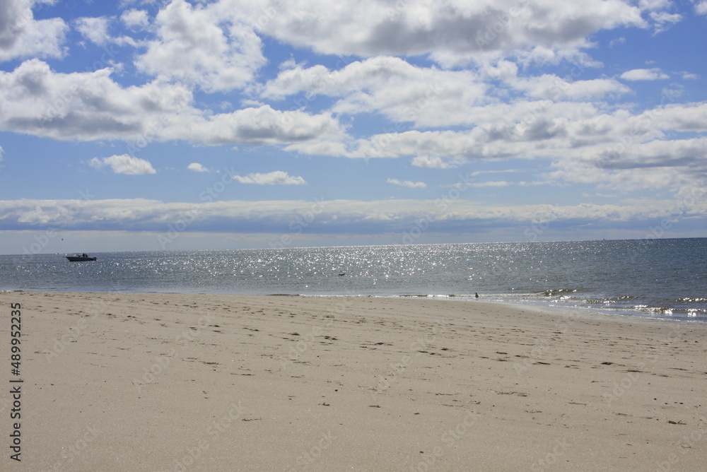 Obraz premium Autumn at the beach