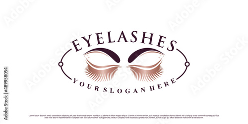 Luxury beauty eyelash extension logo design with creative modern concept Premium Vector