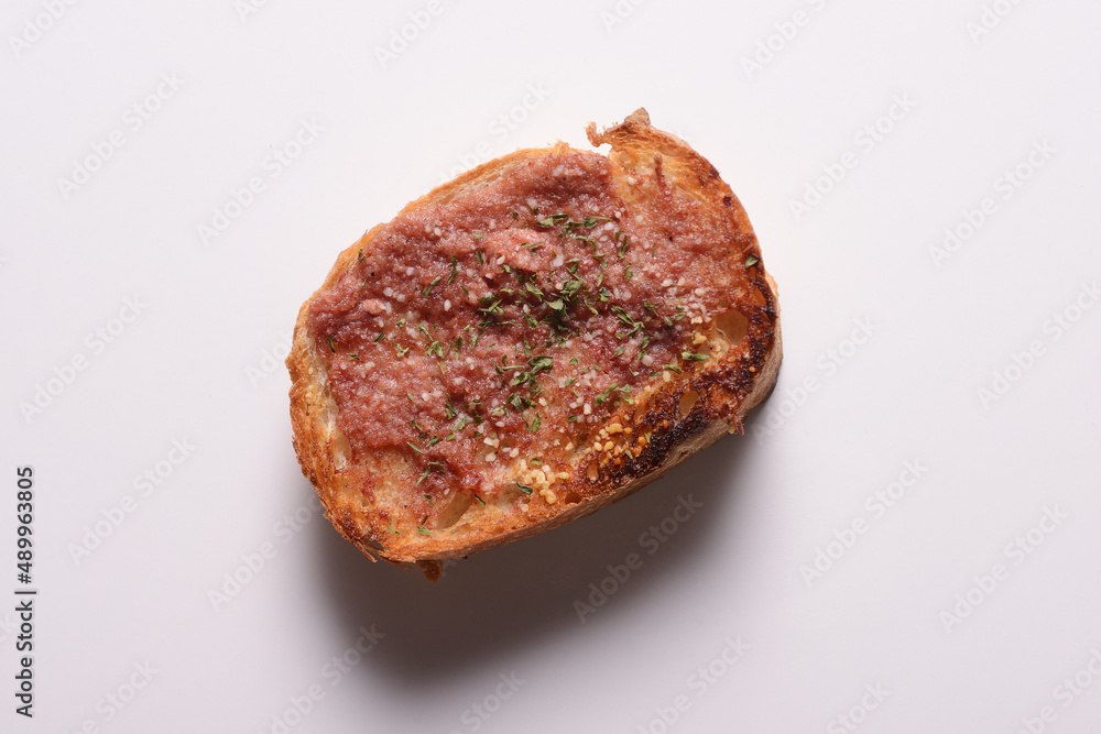 コンビーフのブルスケッタ コンビーフのブルスケッタ