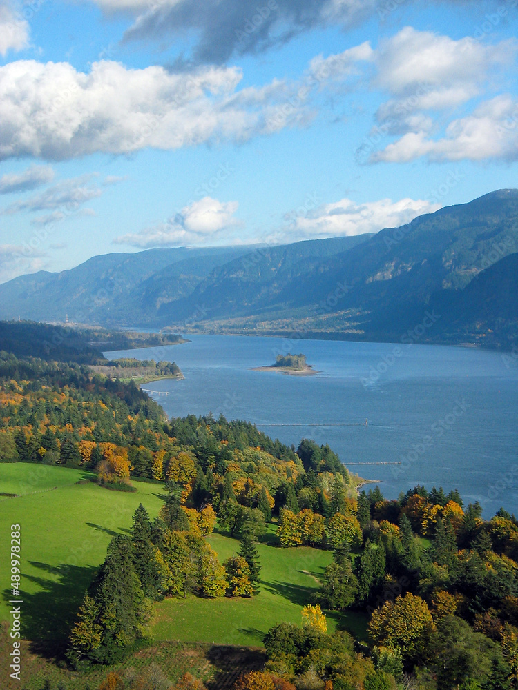 Fall colors in the Columbia River Gorge from Cape Horn on a sunny day