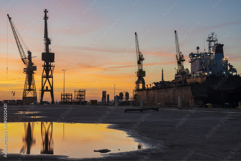Obraz premium Commercial vessels overhauled at a ship repair yard