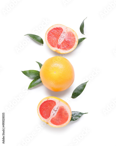 Fototapeta Naklejka Na Ścianę i Meble -  Delicious grapefruits on white background