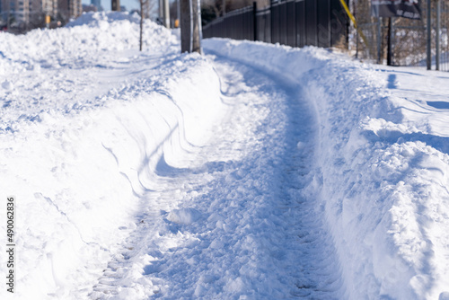 Wallpaper Mural Snow cleared sidewalk Torontodigital.ca