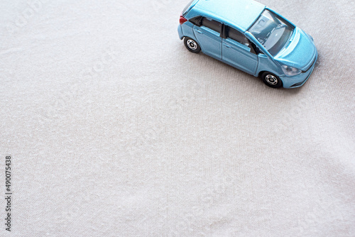 Wallpaper Mural single car accident on the road Torontodigital.ca