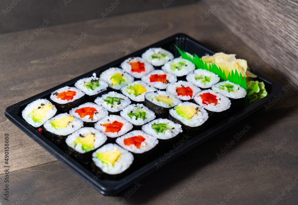 Sushi Box Maki Nigiri Japan Food Togo Takeaway Set Sushi Box Maki Nigiri Japan Food Togo Takeaway Set