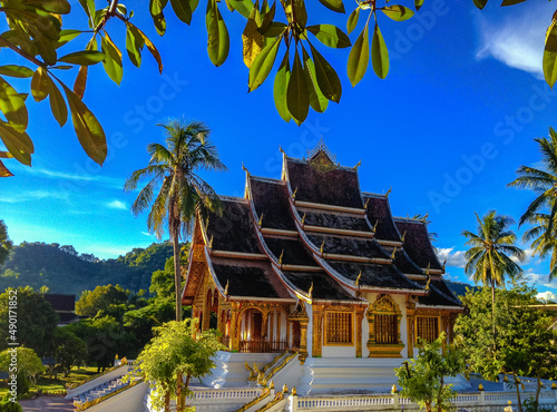 Foto Beautiful shot of Buddhist temple in Luang Prabang, Laos