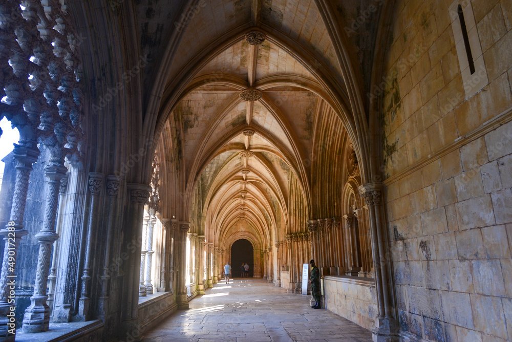 Königlicher Kreuzgang im Kloster von Batalha, Portugal	