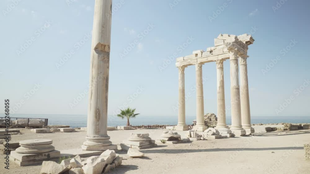 Awesome ruins of the Temple of Apollo in Side, Turkey Awesome ruins of the Temple of Apollo in Side, Turkey