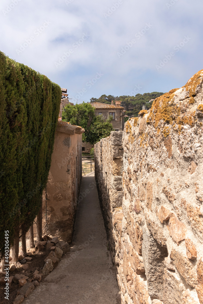wall of tossa de mar a sunny summer day wall of tossa de mar a sunny summer day