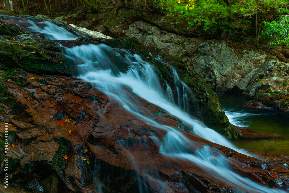 Obraz premium 滑床渓谷