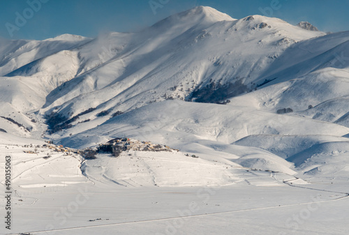 Casteluccio di Norcia fra la neve photo