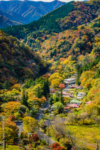 奥四万の山間の集落