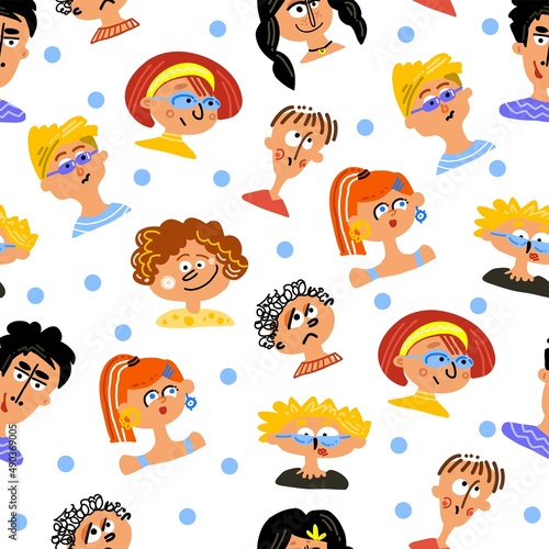 Seamless pattern. set of emotion faces. People avatar. Doodle
