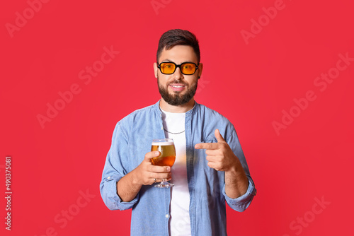 Handsome man in sunglasses ...